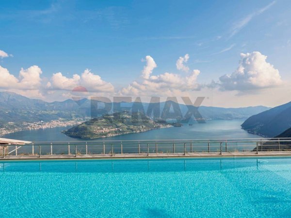 appartamento in vendita a Parzanica in zona Belvedere