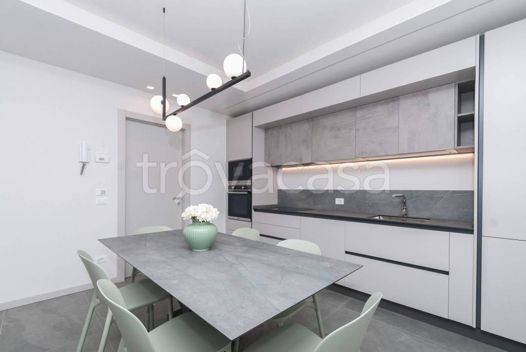 appartamento in vendita a Parzanica in zona Belvedere