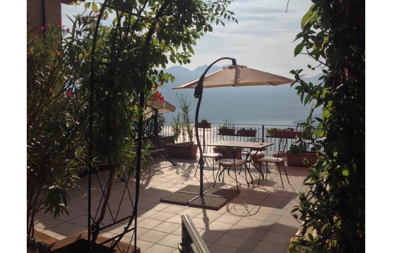 casa indipendente in vendita a Parzanica in zona Acquaiolo