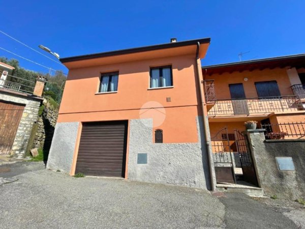 appartamento in vendita a Parzanica in zona Acquaiolo