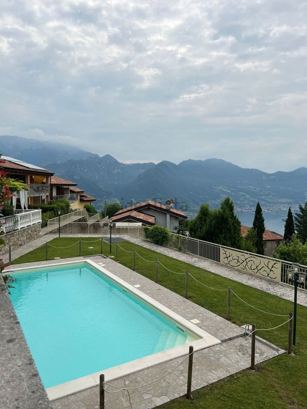 appartamento in vendita a Parzanica