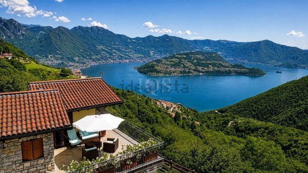 appartamento in vendita a Parzanica in zona Belvedere