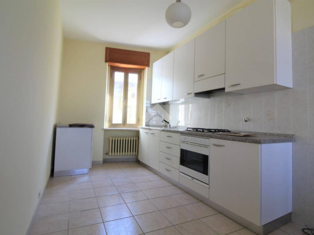 appartamento in vendita ad Andrate