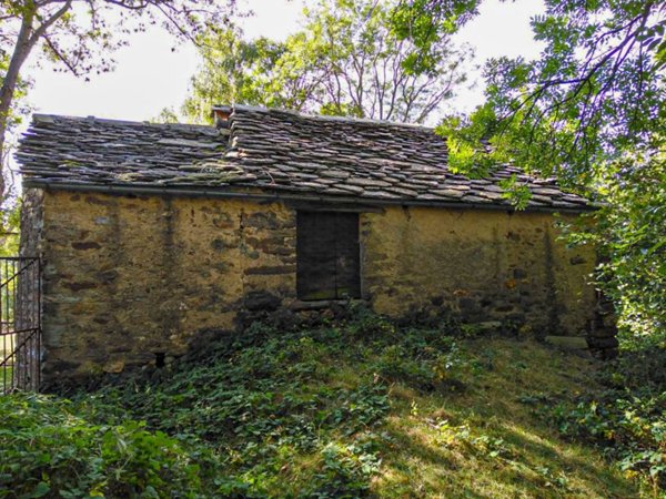 casa indipendente in vendita ad Andrate
