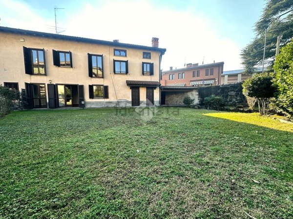 casa indipendente in vendita a Pedrengo