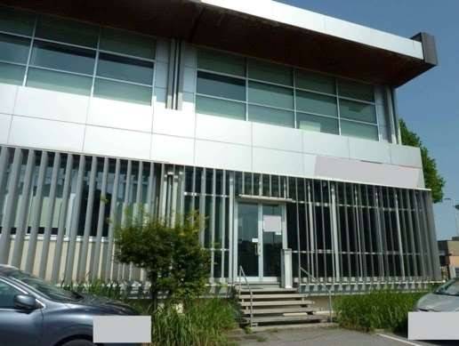 locale commerciale in vendita a Pedrengo
