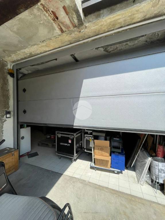 locale commerciale in vendita a Pedrengo