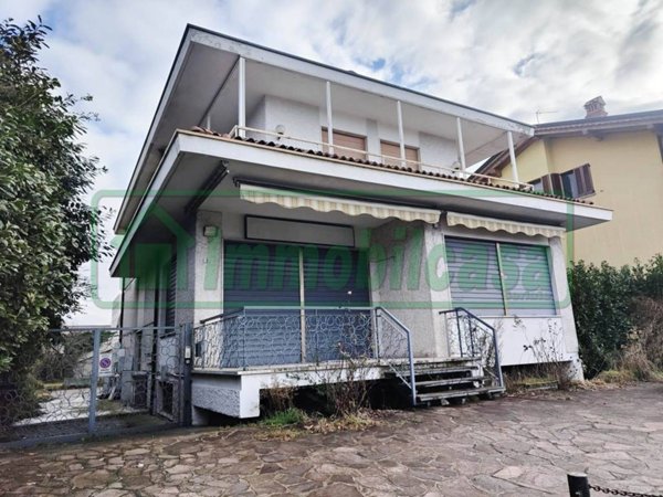 casa indipendente in vendita a Pedrengo