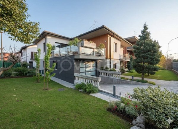 casa indipendente in vendita a Pedrengo