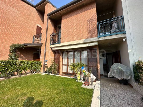 casa indipendente in vendita a Pedrengo