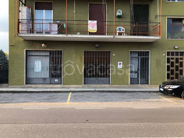 negozio in vendita a Pedrengo