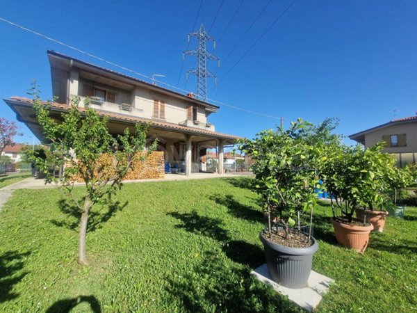 casa indipendente in vendita a Pedrengo