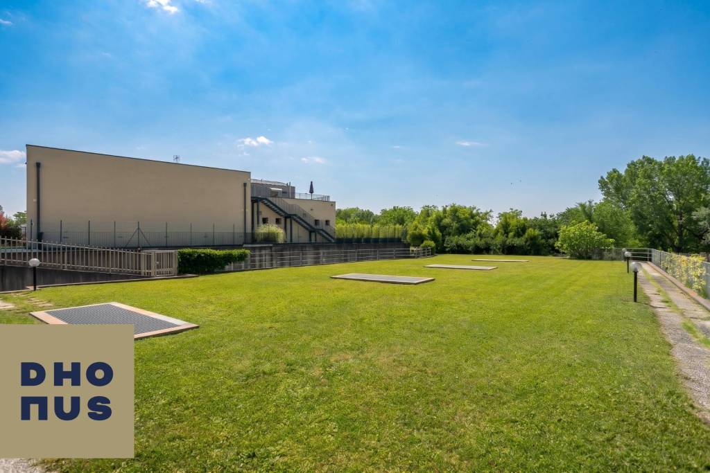 terreno edificabile in vendita a Pedrengo
