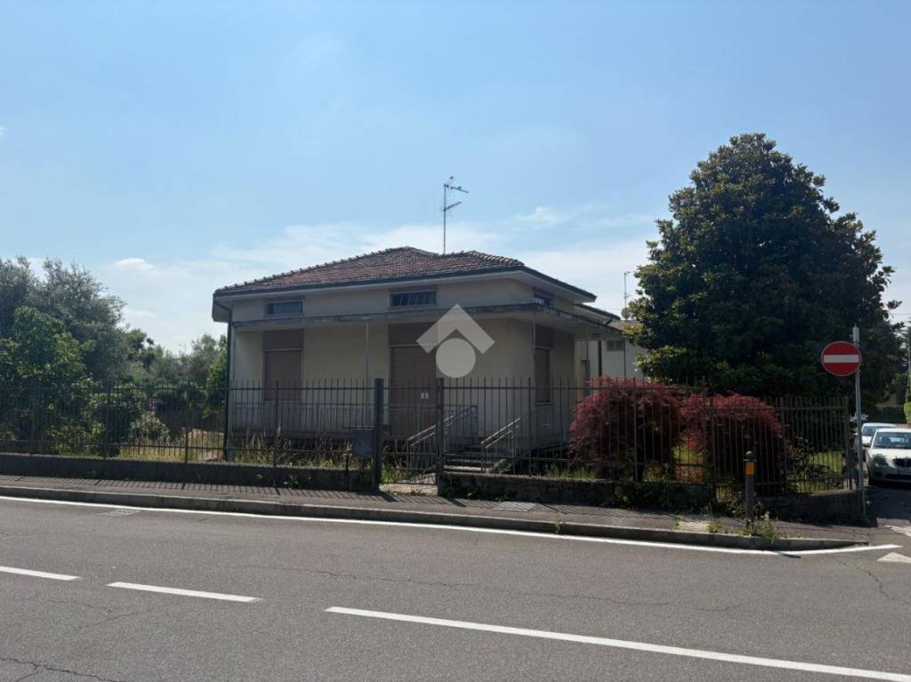 casa indipendente in vendita a Pedrengo
