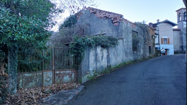 casa indipendente in vendita a Peia