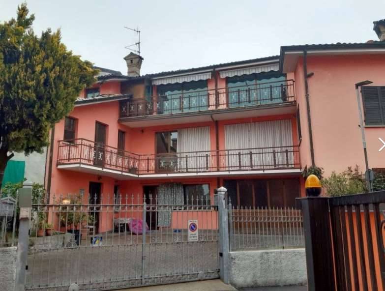 appartamento in vendita a Peia
