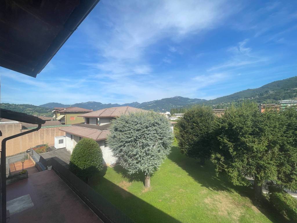 appartamento in vendita a Peia