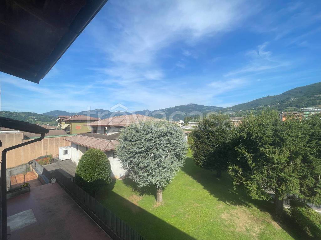 appartamento in vendita a Peia