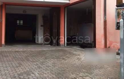 appartamento in vendita a Peia