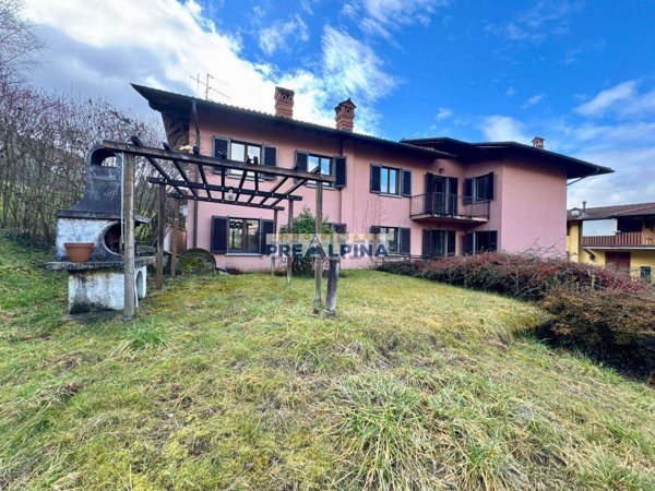 casa indipendente in vendita a Peia