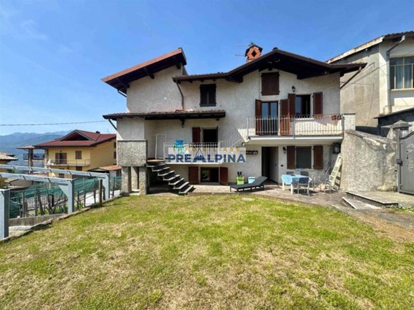 casa indipendente in vendita a Peia