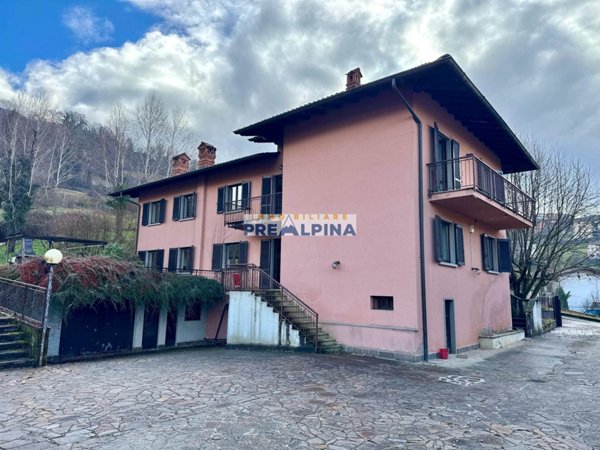 casa indipendente in vendita a Peia