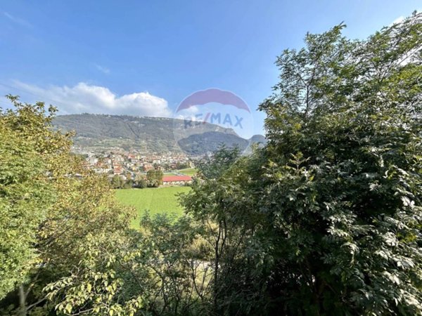 casa indipendente in vendita a Pianico