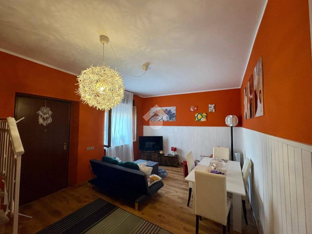 casa indipendente in vendita a Pianico