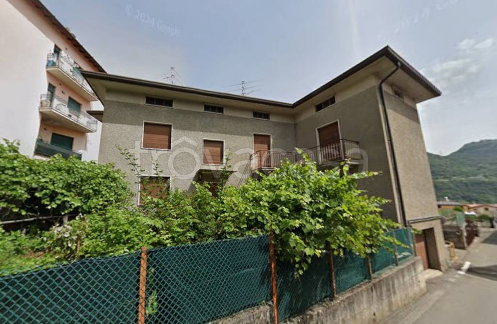 casa indipendente in vendita a Pianico