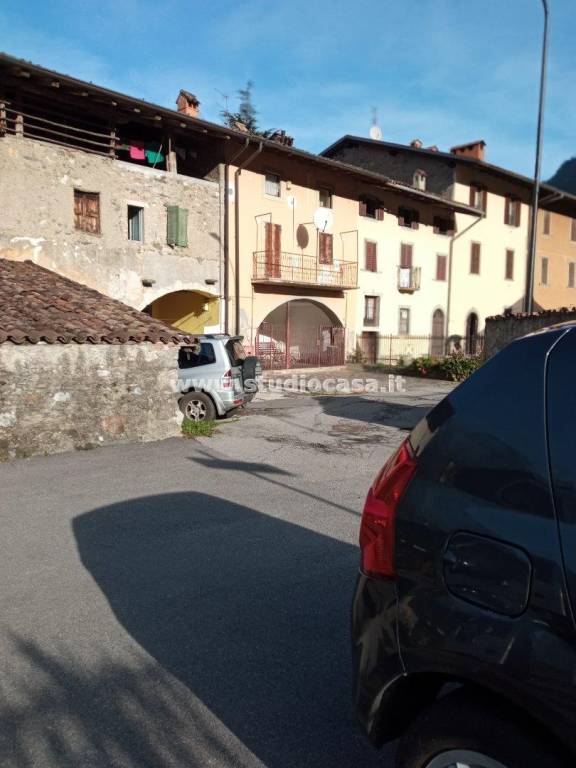 casa indipendente in vendita a Piario