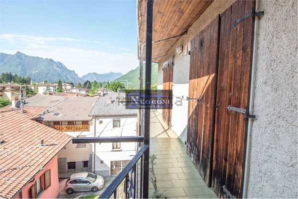casa indipendente in vendita a Piario