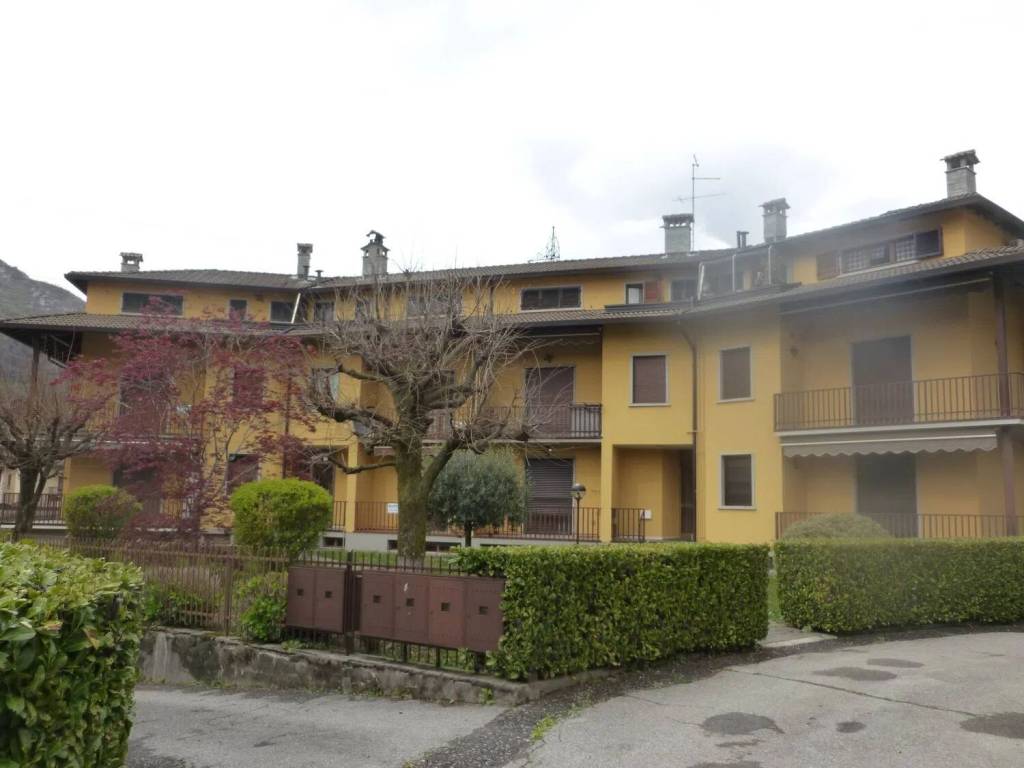 appartamento in vendita a Piario