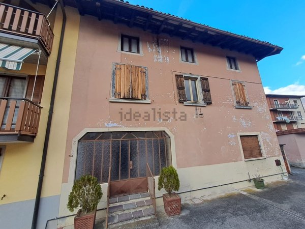 casa indipendente in vendita a Piario