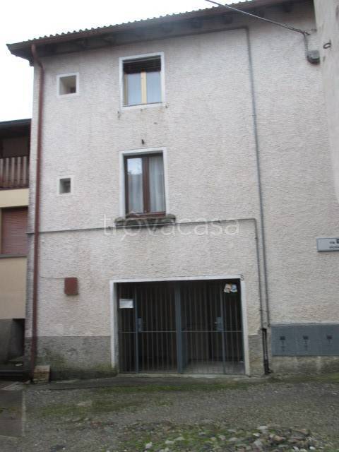 appartamento in vendita a Piario in zona Groppino