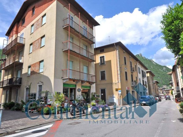 appartamento in vendita a Piazza Brembana