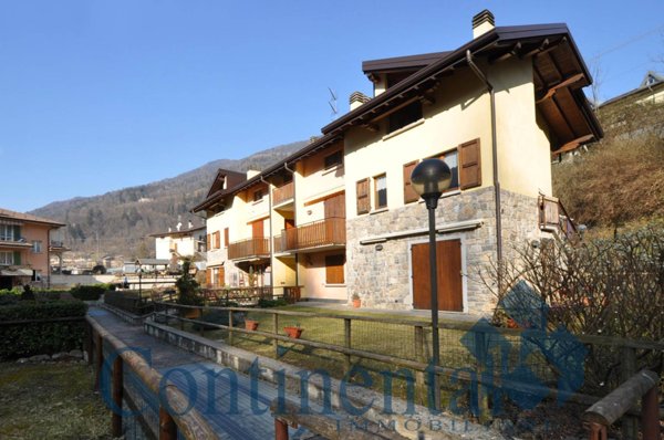 appartamento in vendita a Piazza Brembana