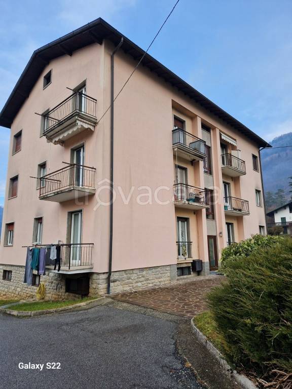 appartamento in vendita a Piazza Brembana