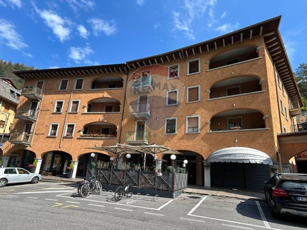 appartamento in vendita a Piazza Brembana