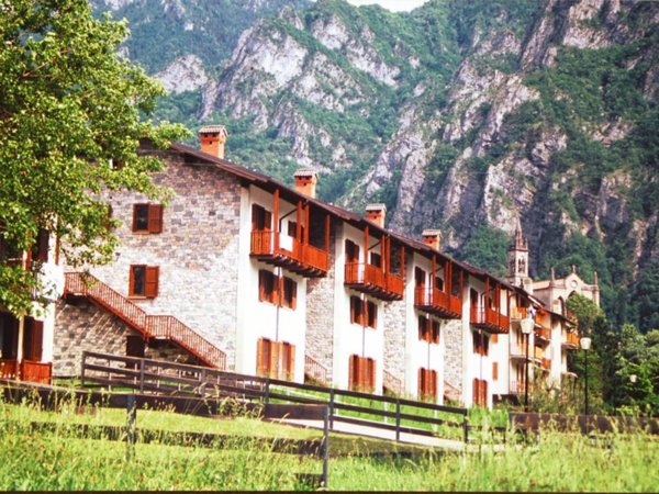 appartamento in vendita a Piazza Brembana