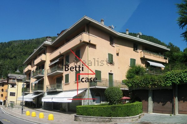 appartamento in vendita a Piazza Brembana