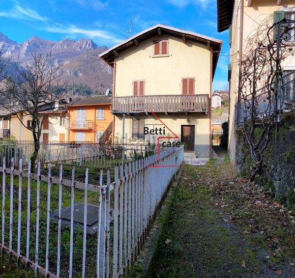 appartamento in vendita a Piazza Brembana