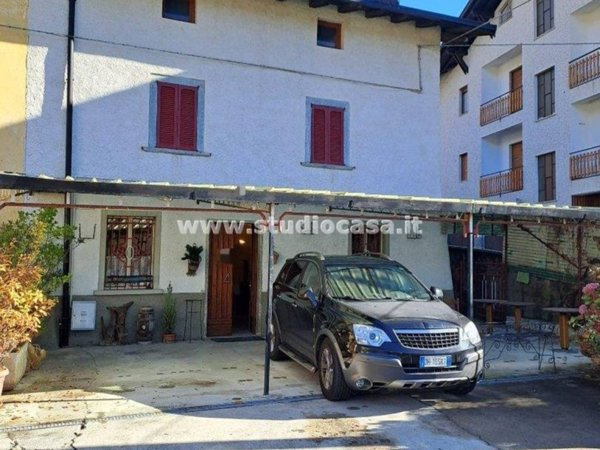 casa indipendente in vendita a Piazzatorre