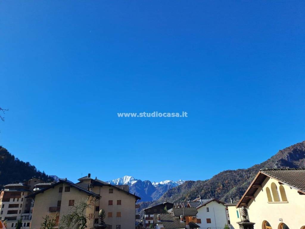 casa indipendente in vendita a Piazzatorre