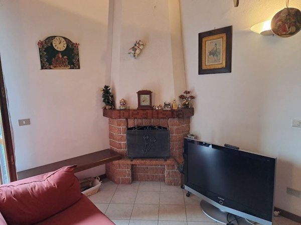 appartamento in vendita a Piazzatorre in zona Piazzole