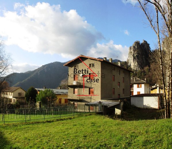 appartamento in vendita a Piazzatorre