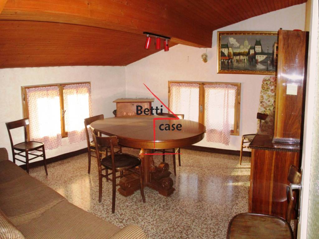 appartamento in vendita a Piazzatorre