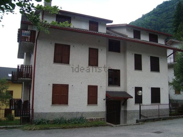 appartamento in vendita a Piazzatorre