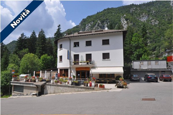 appartamento in vendita a Piazzatorre in zona Piazzo