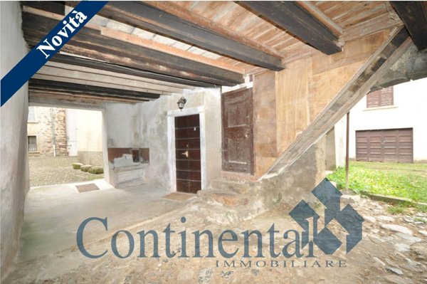 casa indipendente in vendita a Piazzolo