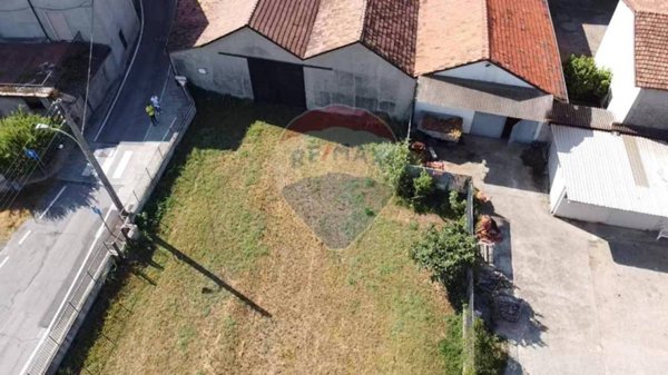 terreno edificabile in vendita a Pognano
